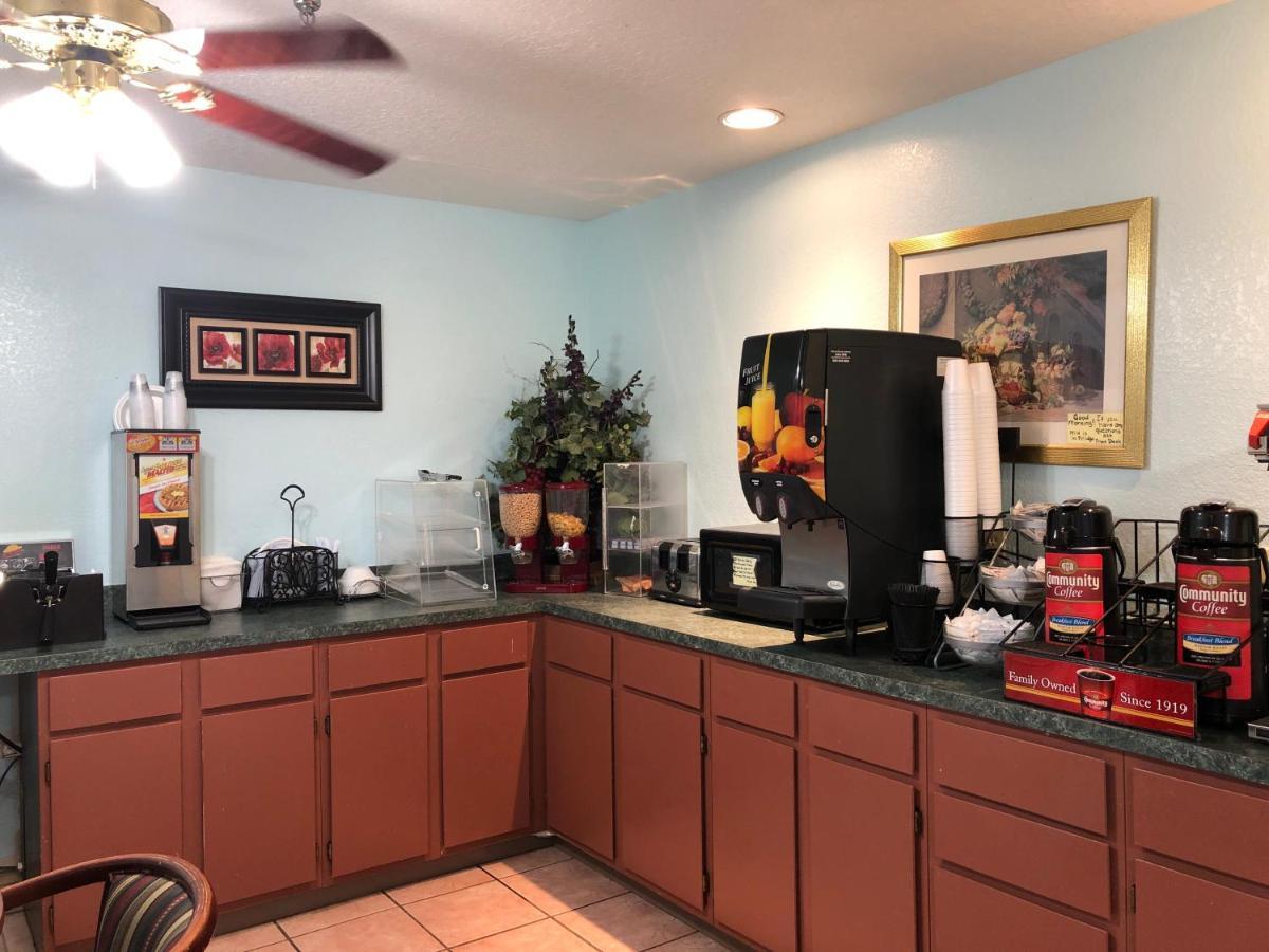 Super 8 By Wyndham Kinder/Coushatta Near Casino 外观 照片